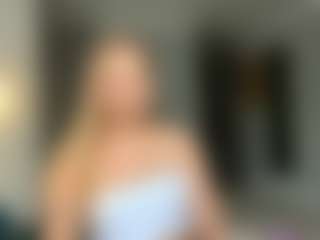 KeriPennel's Live Sex Cam Show