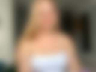 KeriPennel's Live Sex Cam Show