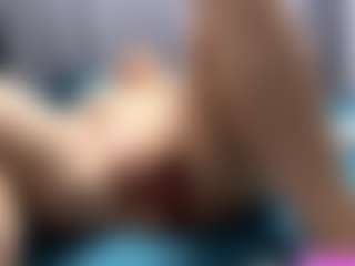 KeriPennel's Live Sex Cam Show