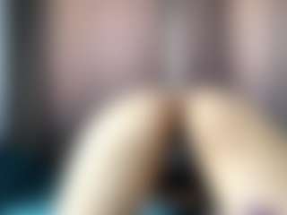 KeriPennel's Live Sex Cam Show