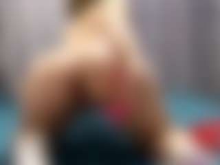 KeriPennel's Live Sex Cam Show