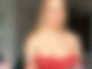 Live cam show with KeriPennel - Average on Camsoda