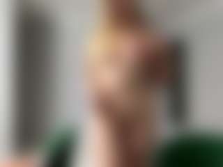KeriPennel's Live Sex Cam Show