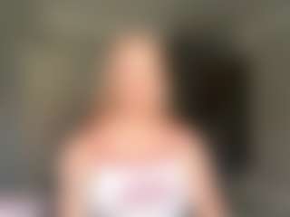 KeriPennel's Live Sex Cam Show