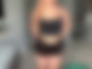 KeriPennel's Live Sex Cam Show