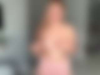 Live cam show with KeriPennel - Flashing on pussylord.com