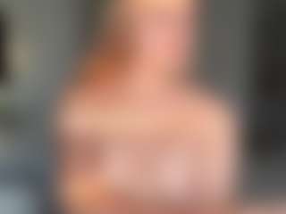 Live cam show with KeriPennel - Twerk on chickslive.net