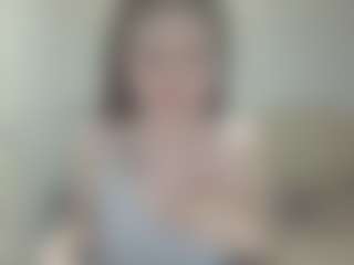 Live cam show with KirstinRobuck - Teen (18+) on CSO-WL