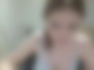 Live cam show with KirstinRobuck - Brown Eyes on dropp.cam