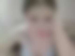 Live cam show with KirstinRobuck - New Brown Eyes on studioflirtlive.com