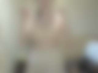 Live cam show with KirstinRobuck - Ass Bouncing on Ass Tok