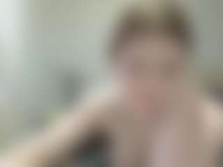 Live cam show with KirstinRobuck - Ass Clapping on xDating