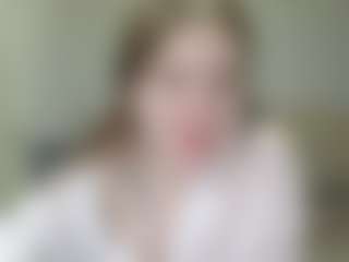 Live cam show with KirstinRobuck - Nipple Piercings on madthumbs