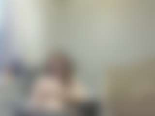 Live cam show with KirstinRobuck - Brown Hair on Camsoda
