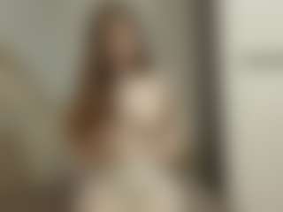 Live cam show with KirstinRobuck - Flashing on CamwithHer