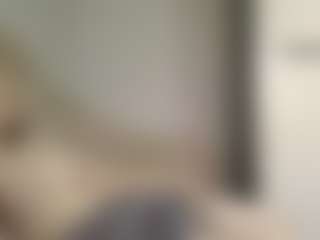 Live cam show with KirstinRobuck - Butt Plug on CamwithHer