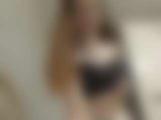 Live cam show with KirstinRobuck - Ass Bouncing on fapnchat