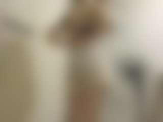 KirstinRobuck's Live Sex Cam Show