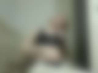 KirstinRobuck's Live Sex Cam Show