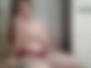KirstinRobuck's Live Sex Cam Show