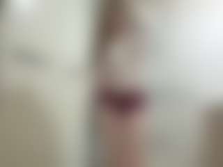 Live cam show with KirstinRobuck - Thin on Cam Slut