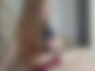 Live cam show with KirstinRobuck - Facial Piercings on nudelive.tv