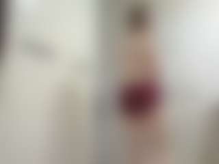 Live cam show with KirstinRobuck - Flashing on CamwithHer