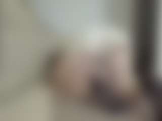 KirstinRobuck's Live Sex Cam Show
