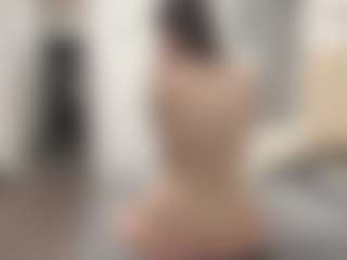 Live cam show with KirstinRobuck - Facial Piercings on SxyPornLive