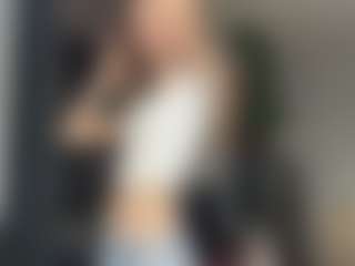 LadonnaBassler's Live Sex Cam Show