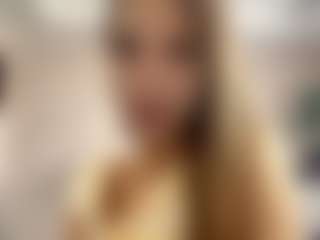 Live cam show with LadonnaBassler - Ass Clapping on AdultVida.com