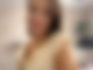 Live cam show with LadonnaBassler - Public on StripNow