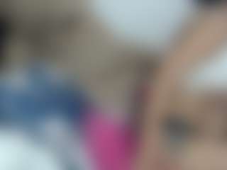 Live cam show with ladyviolet7 - Moaning on googirlz