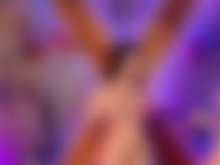 lauraslavebdsm's Live Sex Cam Show