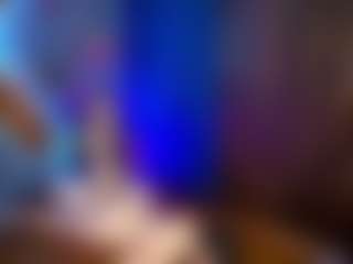 Live cam show with lauraslavebdsm - Facial Piercings on StripNow