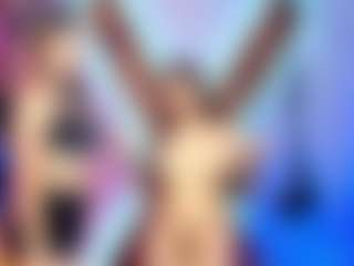 lauraslavebdsm's Live Sex Cam Show