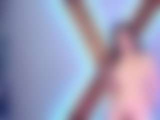 lauraslavebdsm's Live Sex Cam Show