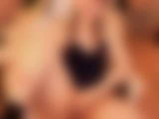 Live cam show with LinaSpark - Camel Toe on SpunkLive