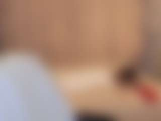 Live cam show with Marine-Vact - Moaning on Gym Cam Girls