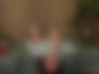 Live cam show with Marine-Vact - Striptease Asian on livesuperchat.net