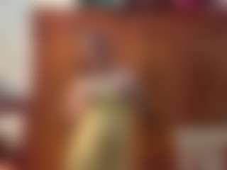 Live cam show with PearlyCharlette - Pregnant on Fit Hotties