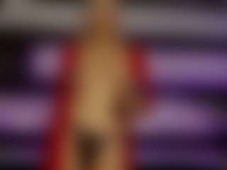 Live cam show with SiellaDolce - Striptease on CamClone