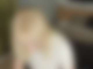 Live cam show with Soffa - College Teen (18+) on Chatstar