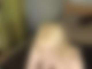 Live cam show with Soffa - College on Camsoda