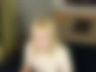 Live cam show with Soffa - Moaning on Dolls Live