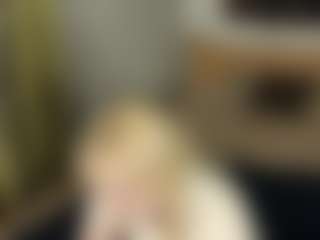 Live cam show with Soffa - Upskirt on slutload