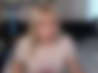 Live cam show with Soffa - Joi on intimatelivegirls.com