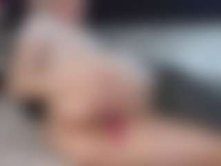 Live cam show with Soffa - Blue Eyes on livesexfox.com