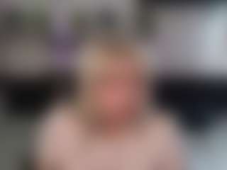 Live cam show with Soffa - Blonde Hair College on testsause.com