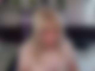 Live cam show with Soffa - Blue Eyes on hrnylive.com
